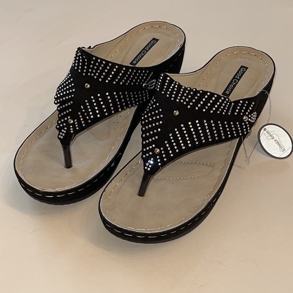 Good Choice black rhinestone wedge sandals size 9 NWT - Picture 3 of 12